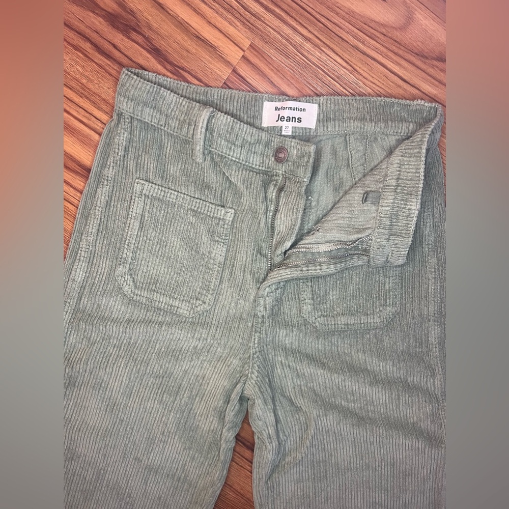 Reformation Alyssa High Rise Wide Leg Corduroy Retro Pants in Green Size 27